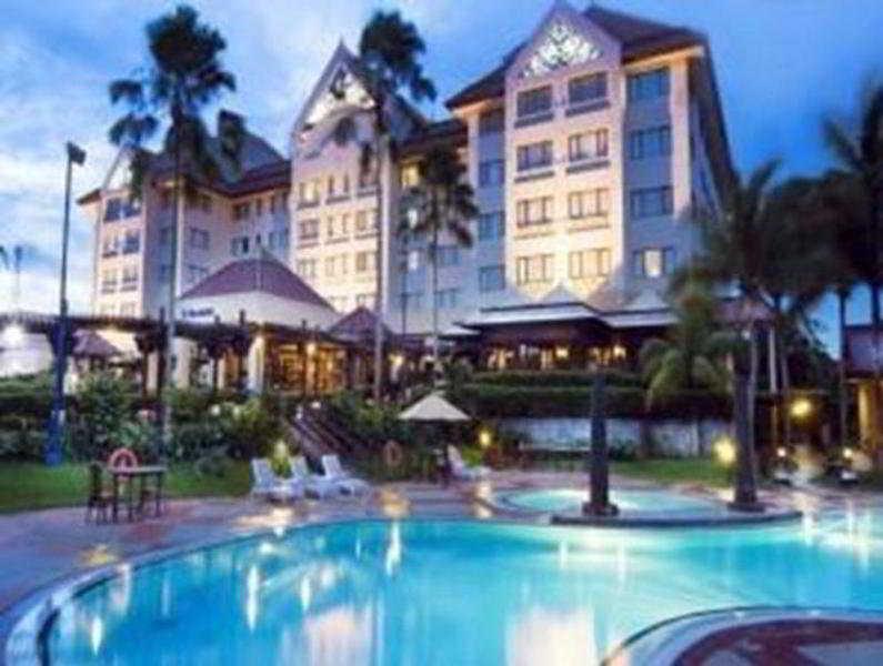 Le Grandeur Hotel Balikpapan Экстерьер фото