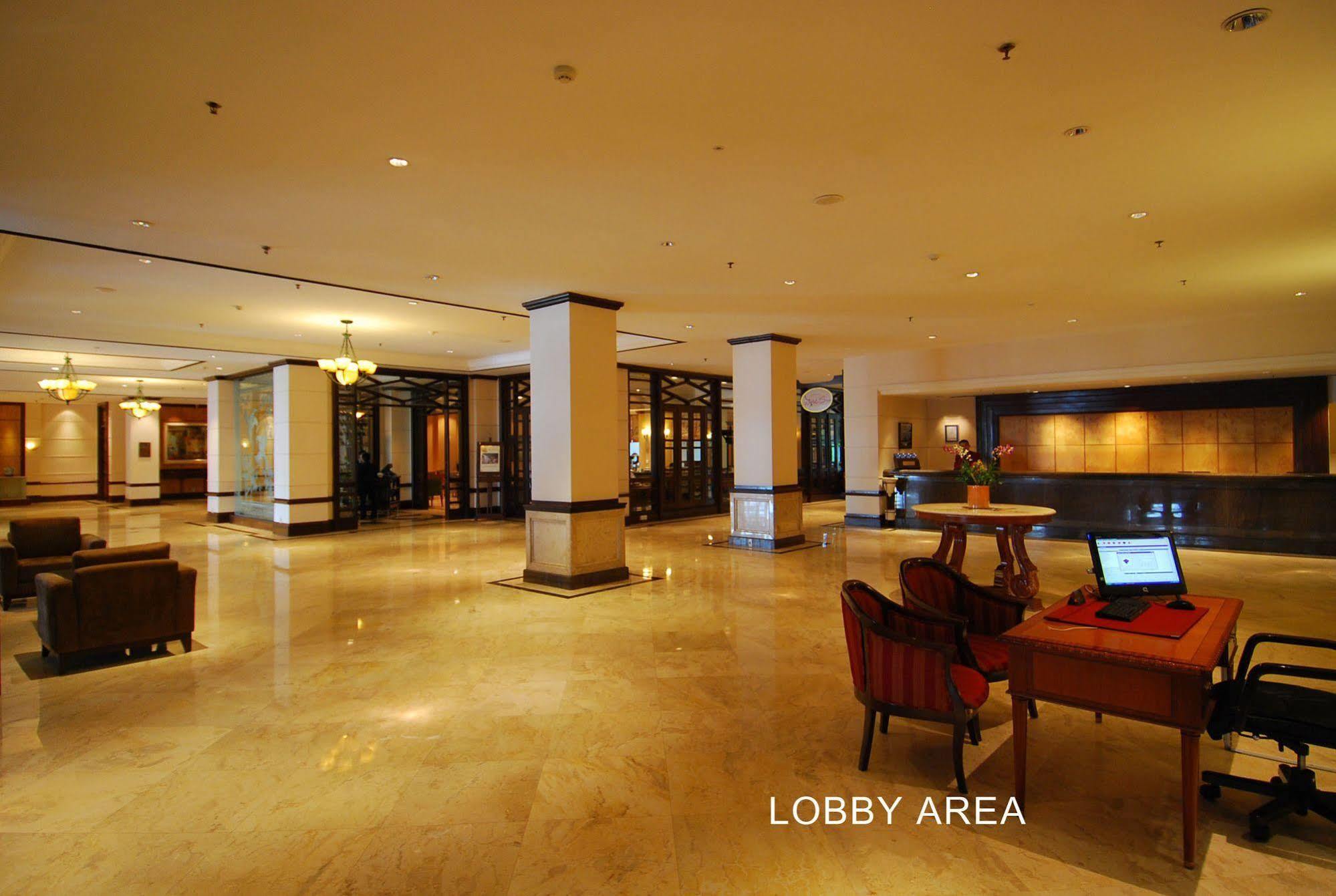 Le Grandeur Hotel Balikpapan Экстерьер фото