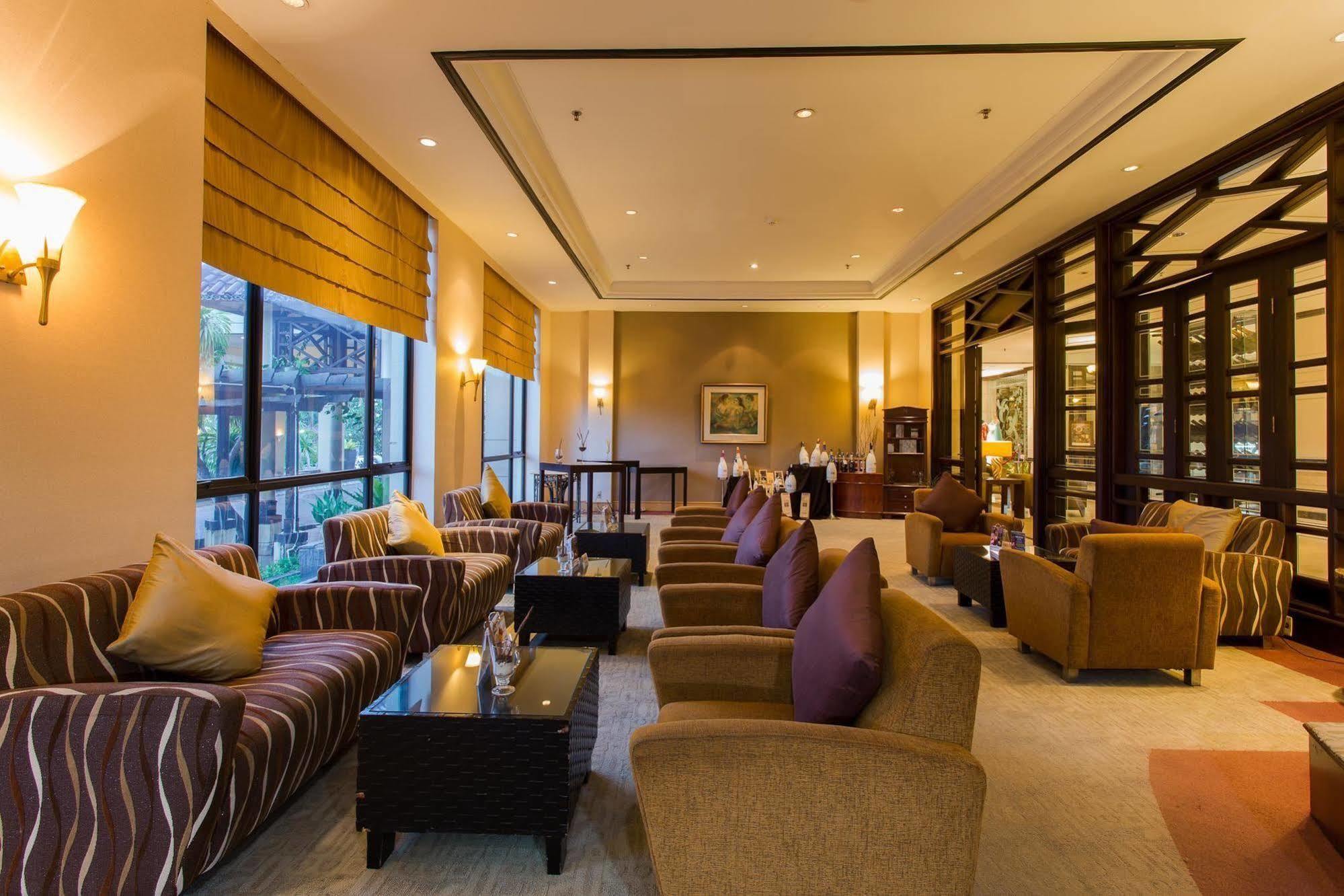 Le Grandeur Hotel Balikpapan Экстерьер фото